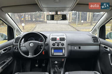 Мінівен Volkswagen Touran 2008 в Сарнах