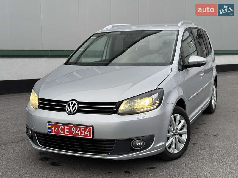 Минивэн Volkswagen Touran 2013 в 
