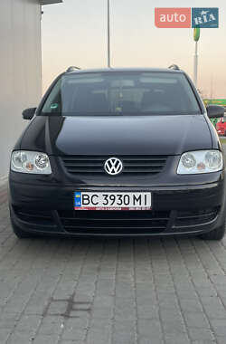Мінівен Volkswagen Touran 2004 в Мостиській