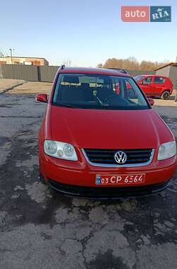 Минивэн Volkswagen Touran 2006 в Демидовке