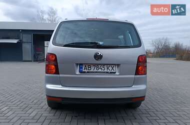 Минивэн Volkswagen Touran 2008 в 