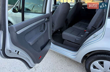 Минивэн Volkswagen Touran 2014 в 