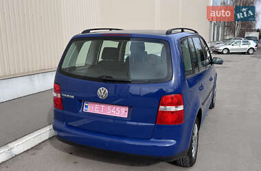 Минивэн Volkswagen Touran 2003 в 
