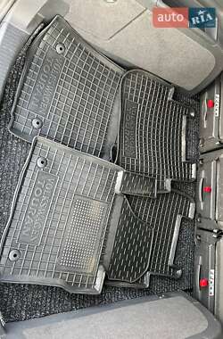 Минивэн Volkswagen Touran 2015 в 