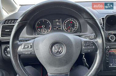 Минивэн Volkswagen Touran 2011 в 