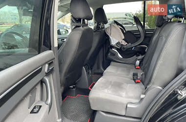 Минивэн Volkswagen Touran 2011 в 