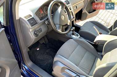 Мінівен Volkswagen Touran 2008 в 