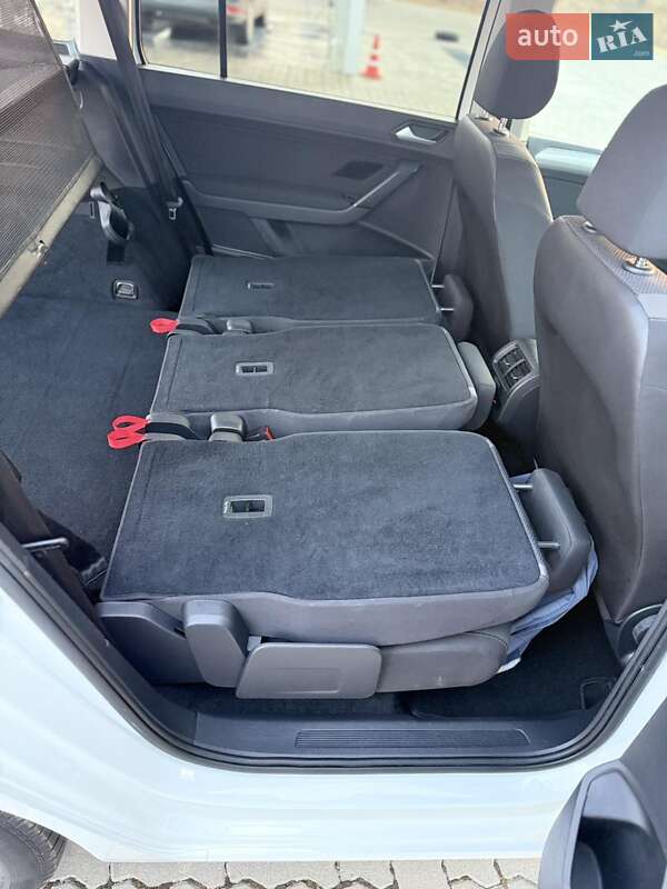 Микровэн Volkswagen Touran 2019 в Харькове фото 16 Микровэн Volkswagen Touran 2019 в Харькове