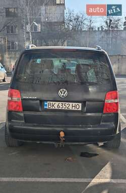 Мінівен Volkswagen Touran 2003 в 