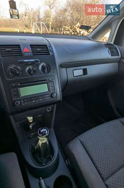 Мінівен Volkswagen Touran 2003 в 