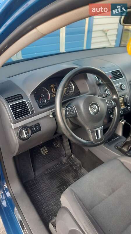 Мінівен Volkswagen Touran 2011 в Бориславі