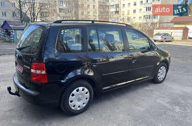 Минивэн Volkswagen Touran 2005 в 