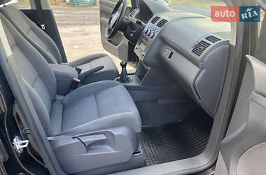 Минивэн Volkswagen Touran 2005 в 