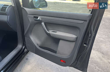 Минивэн Volkswagen Touran 2005 в 