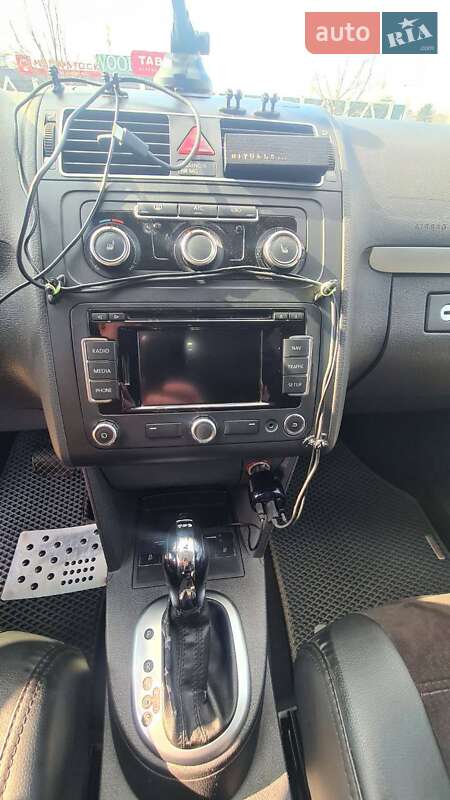 Минивэн Volkswagen Touran 2014 в Хмельницком