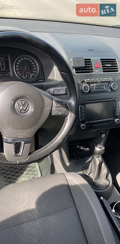Мінівен Volkswagen Touran 2010 в Первомайську