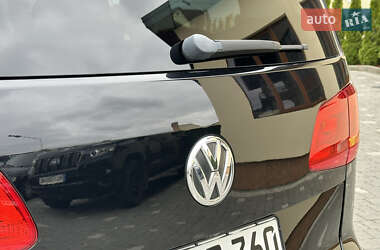 Минивэн Volkswagen Touran 2011 в 