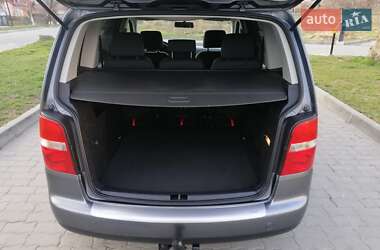 Минивэн Volkswagen Touran 2004 в 