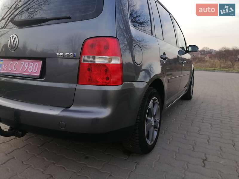 Мінівен Volkswagen Touran 2003 в Львові фото 16 Мінівен Volkswagen Touran 2003 в Львові