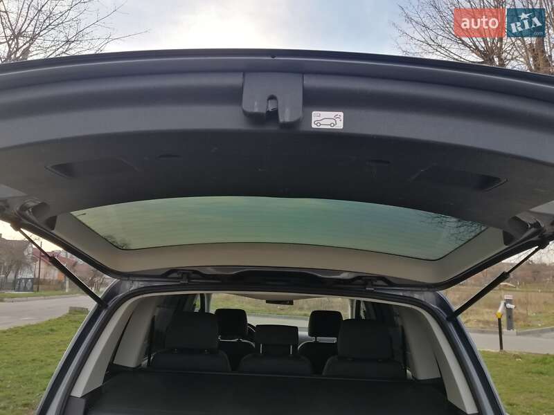 Мінівен Volkswagen Touran 2003 в Львові фото 28 Мінівен Volkswagen Touran 2003 в Львові