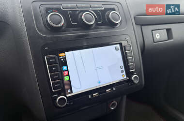 Минивэн Volkswagen Touran 2015 в 