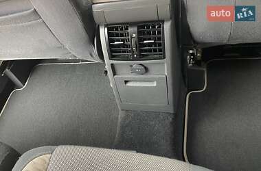 Минивэн Volkswagen Touran 2009 в 