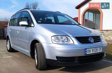 Минивэн Volkswagen Touran 2005 в 