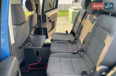 Мінівен Volkswagen Touran 2005 в 