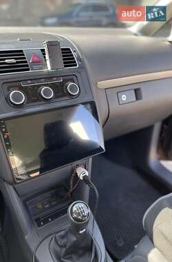Микровэн Volkswagen Touran 2014 в 