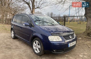 Минивэн Volkswagen Touran 2005 в 