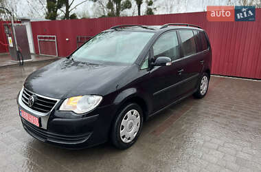 Минивэн Volkswagen Touran 2007 в 