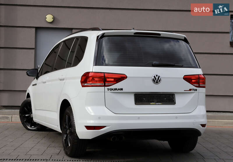 Микровэн Volkswagen Touran 2017 в Дрогобыче