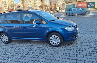 Минивэн Volkswagen Touran 2007 в 