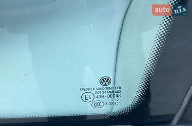 Мінівен Volkswagen Touran 2010 в 