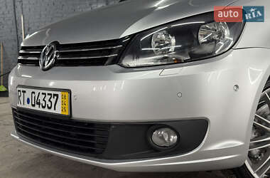 Минивэн Volkswagen Touran 2014 в 