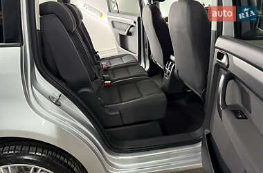 Минивэн Volkswagen Touran 2014 в 
