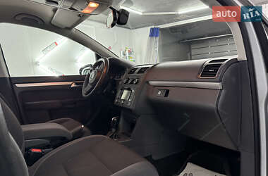 Минивэн Volkswagen Touran 2014 в 