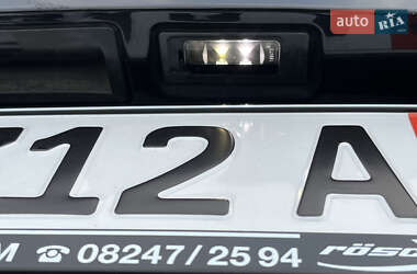 Мінівен Volkswagen Touran 2013 в 