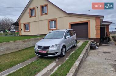Мінівен Volkswagen Touran 2007 в 
