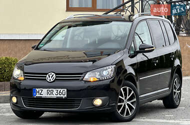 Минивэн Volkswagen Touran 2011 в 