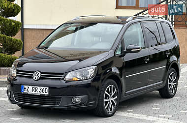 Минивэн Volkswagen Touran 2011 в 