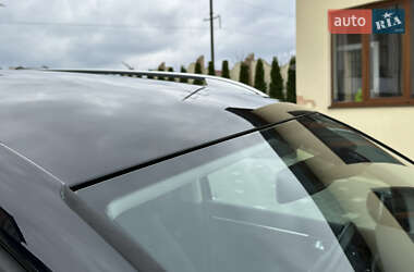 Минивэн Volkswagen Touran 2011 в 