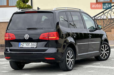 Минивэн Volkswagen Touran 2011 в 
