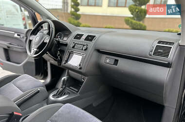 Минивэн Volkswagen Touran 2011 в 