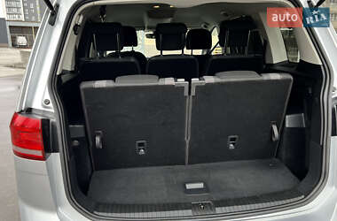 Микровэн Volkswagen Touran 2020 в 