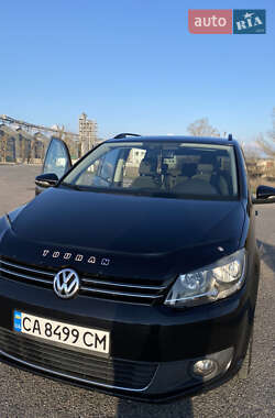Мінівен Volkswagen Touran 2010 в 