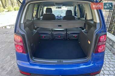 Минивэн Volkswagen Touran 2009 в 