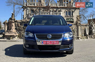Минивэн Volkswagen Touran 2008 в 