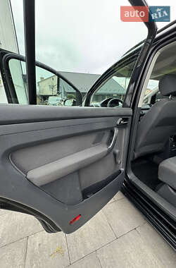 Минивэн Volkswagen Touran 2006 в 