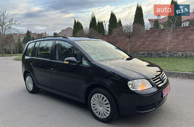 Мінівен Volkswagen Touran 2005 в 